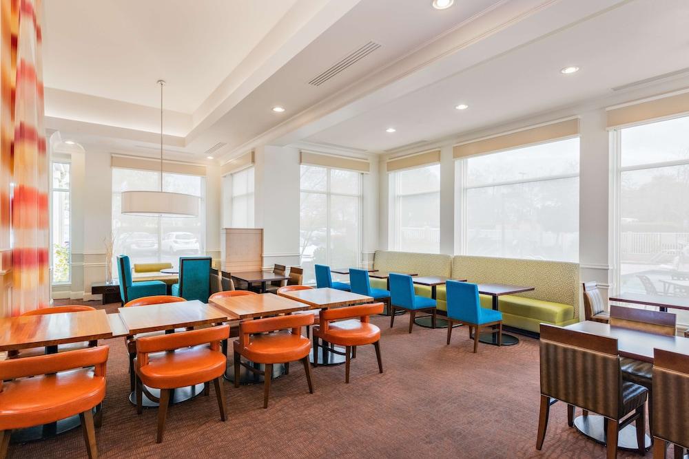 Hilton Garden Inn Folsom Exterior photo