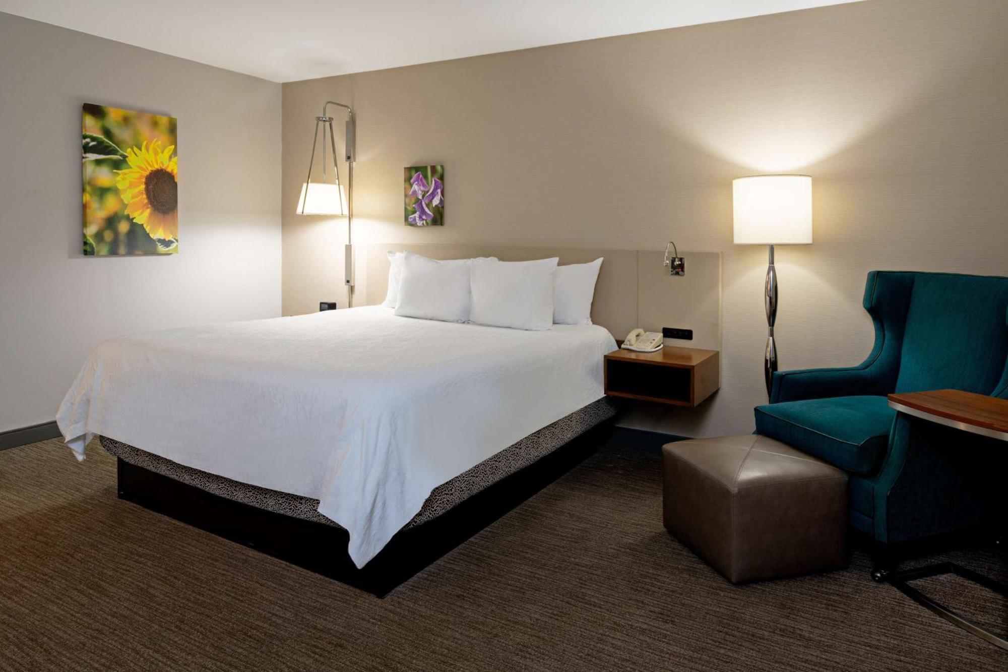 Hilton Garden Inn Folsom Exterior photo